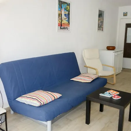 Lägenhet Hameau De Provence-2 By Interhome Bandol