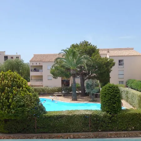 Lägenhet Hameau De Provence-2 By Interhome