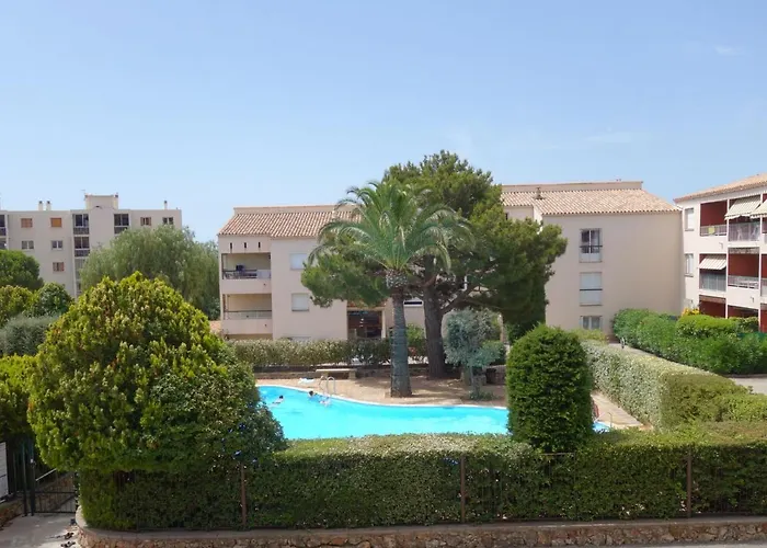 Apartment Hameau De Provence-2 By Interhome