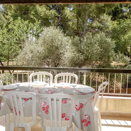 Apartment Hameau De Provence By Interhome *